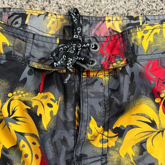 Vtg MCD Board Shorts Men's Size 34 Gray Yellow Hawaiian Surf Beach Swim Trunks - Picture 3 of 5